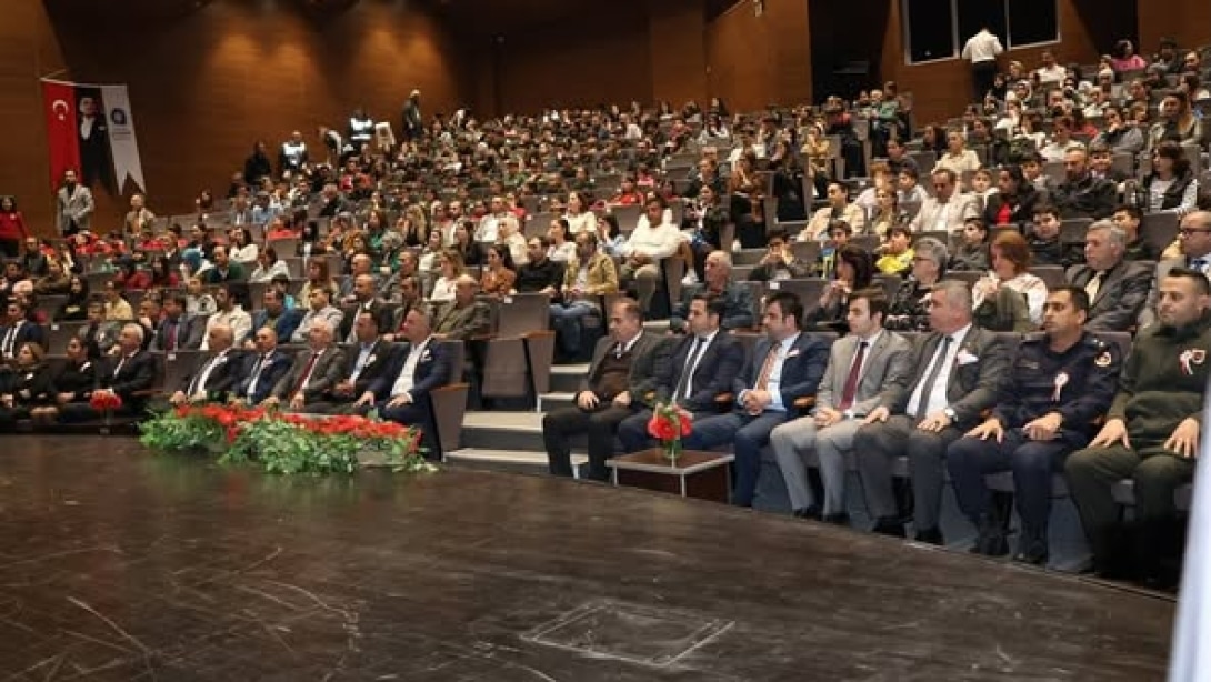 12 Mart İstiklal Marşı'nın Kabulü ve Mehmet Akif Ersoy'u Anma Günü Programına Katıldık. 